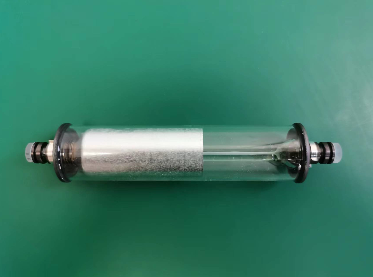鐳測科技研制成功并批產可伐-玻璃組裝式(無吹制)氦氖激光器